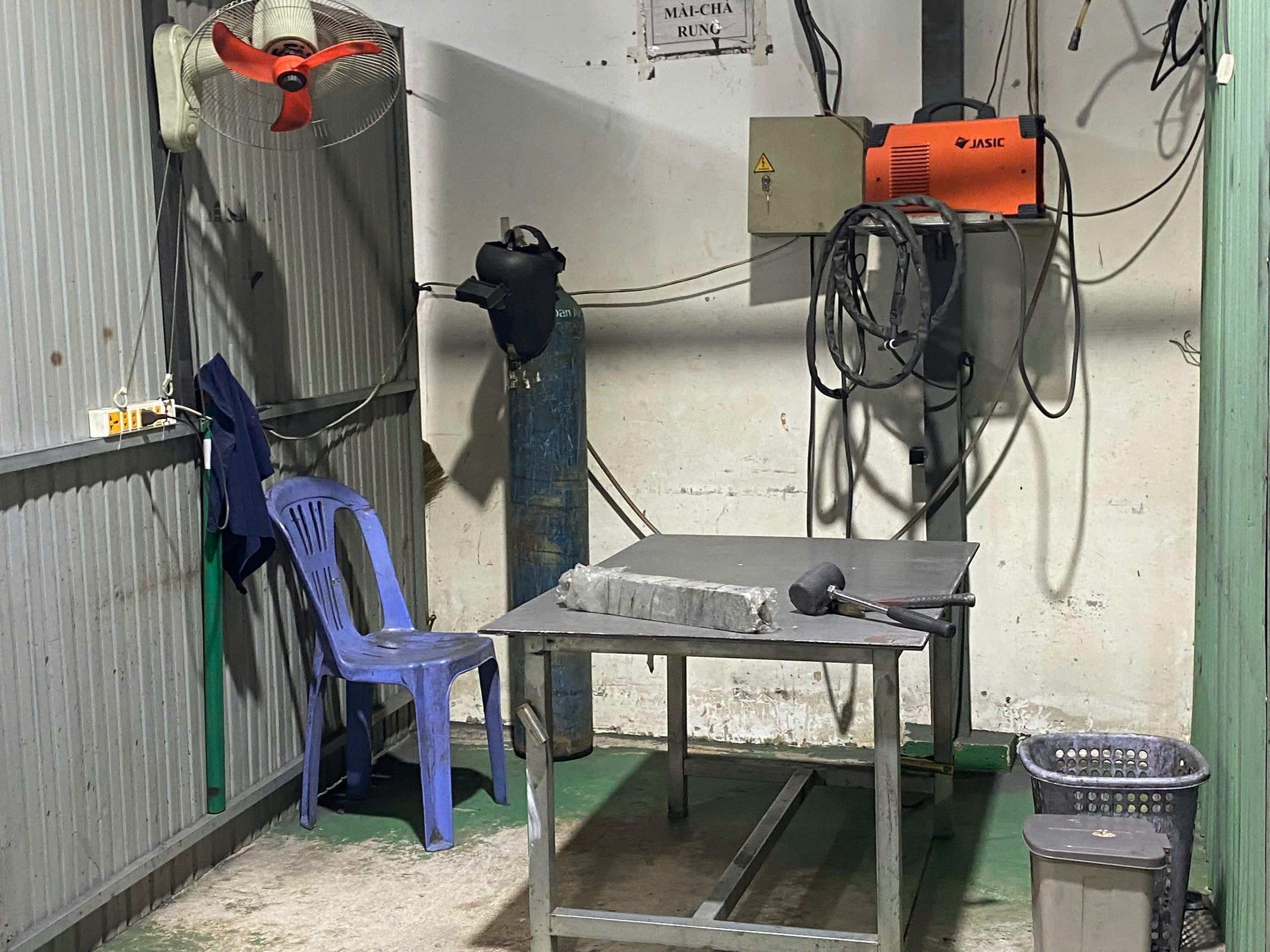 Welding area 2.jpg